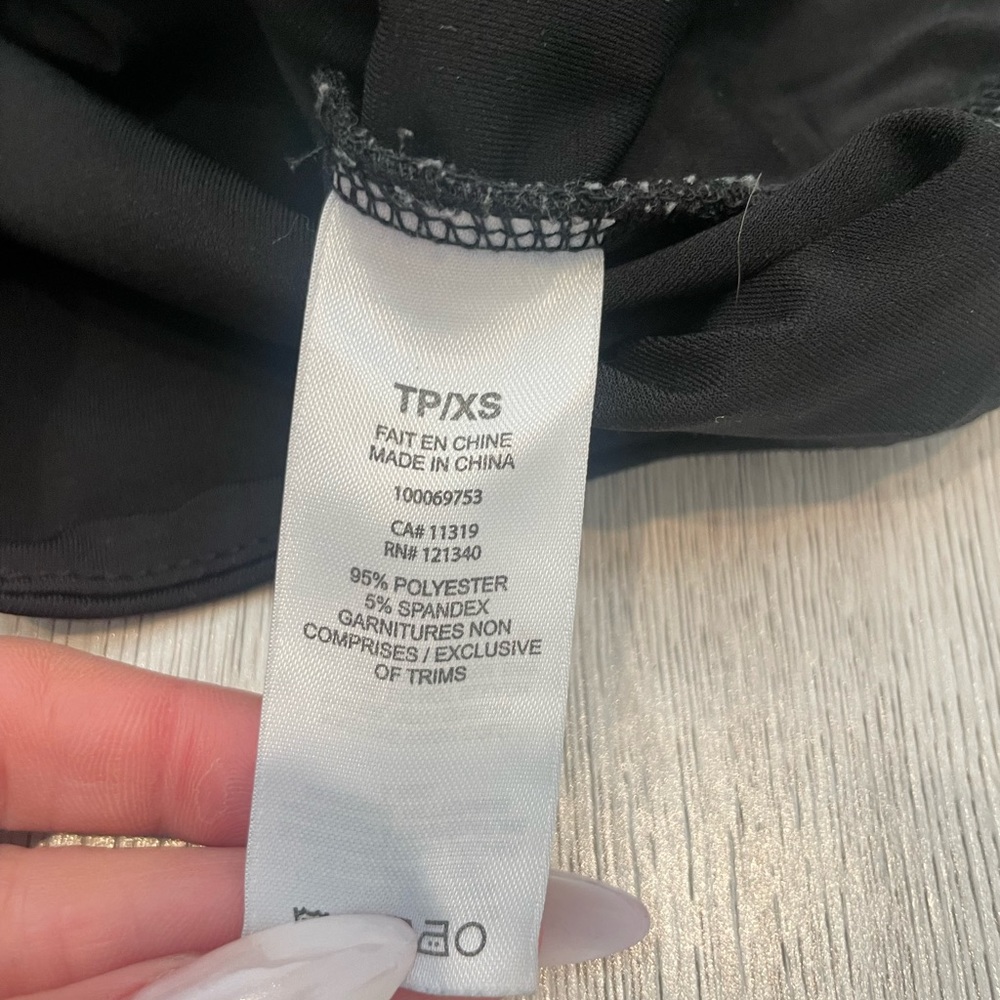 Dynamite Cropped Top - Picture 10 of 10